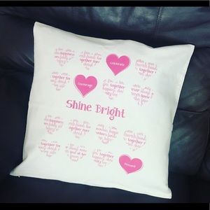 Thirty one signature pillow case
